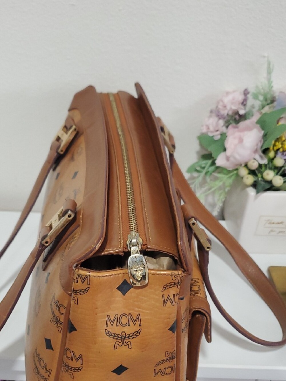Vintage MCM Milla Cognac Visetos Leather Dual-Pocket Tite Bag🤎 - Picture 11 of 16